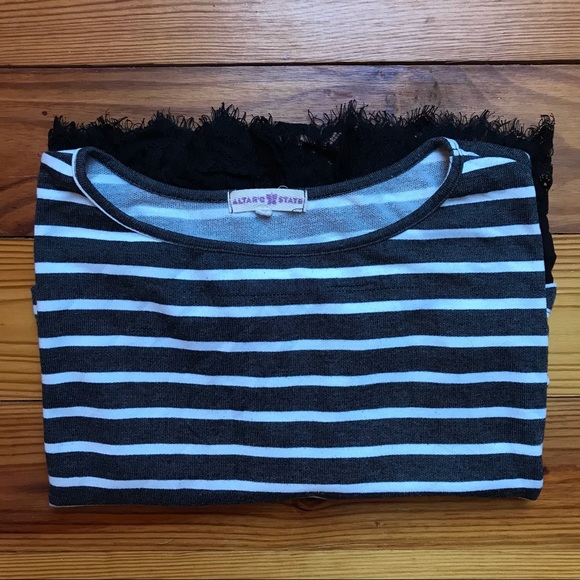 Altar’d State Grey White Striped Top, EUC, M/L - Picture 10 of 10